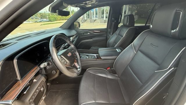 Used 2023 Cadillac Escalade ESV Premium Luxury AWD/4WD image 12