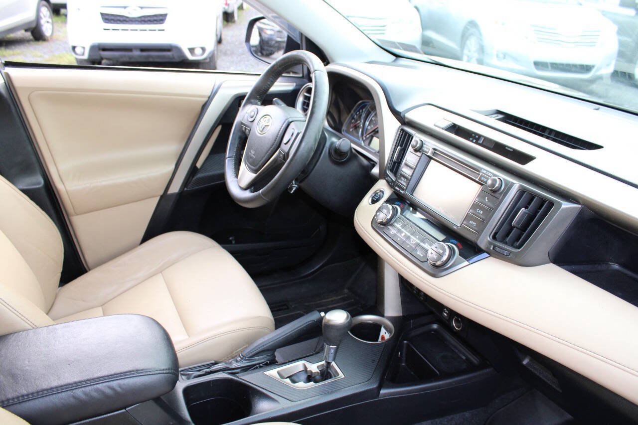 Used 2013 Toyota RAV4 Limited AWD/4WD image 12
