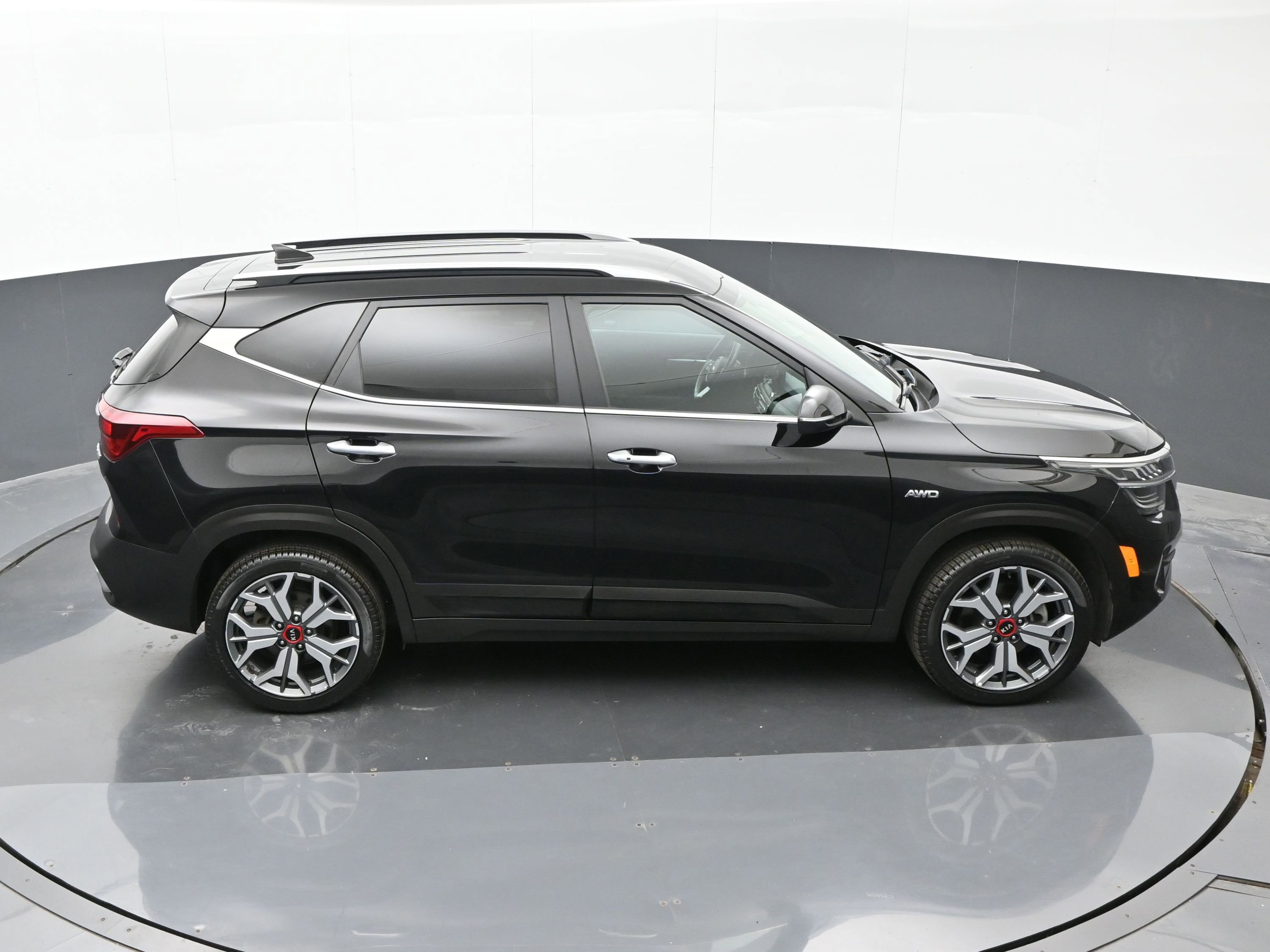 Used 2021 Kia Seltos SX image 36