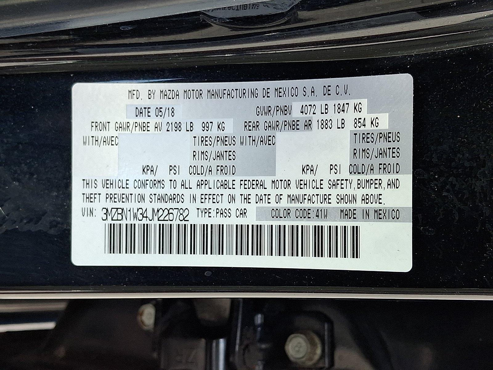 Used 2018 MAZDA MAZDA3 Grand Touring w/ Premium Equipment Package FWD image 26