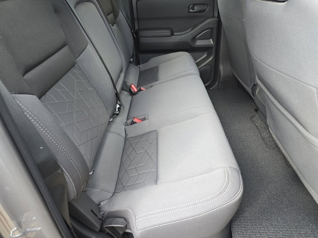 New 2026 Nissan Frontier SV w/ Tow Package image 10