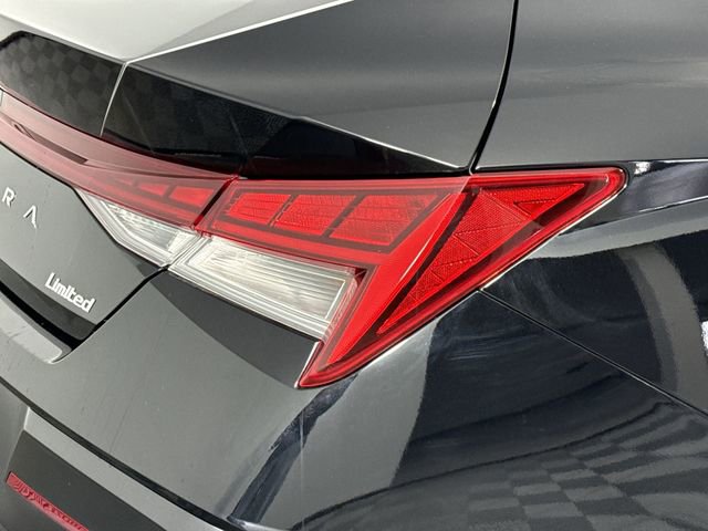 New 2026 Hyundai Elantra Limited image 27