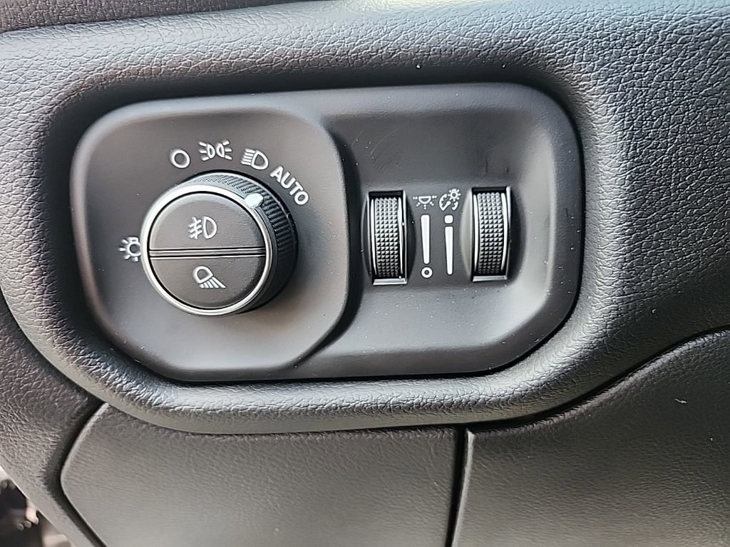 New 2025 RAM 2500 Laramie image 27