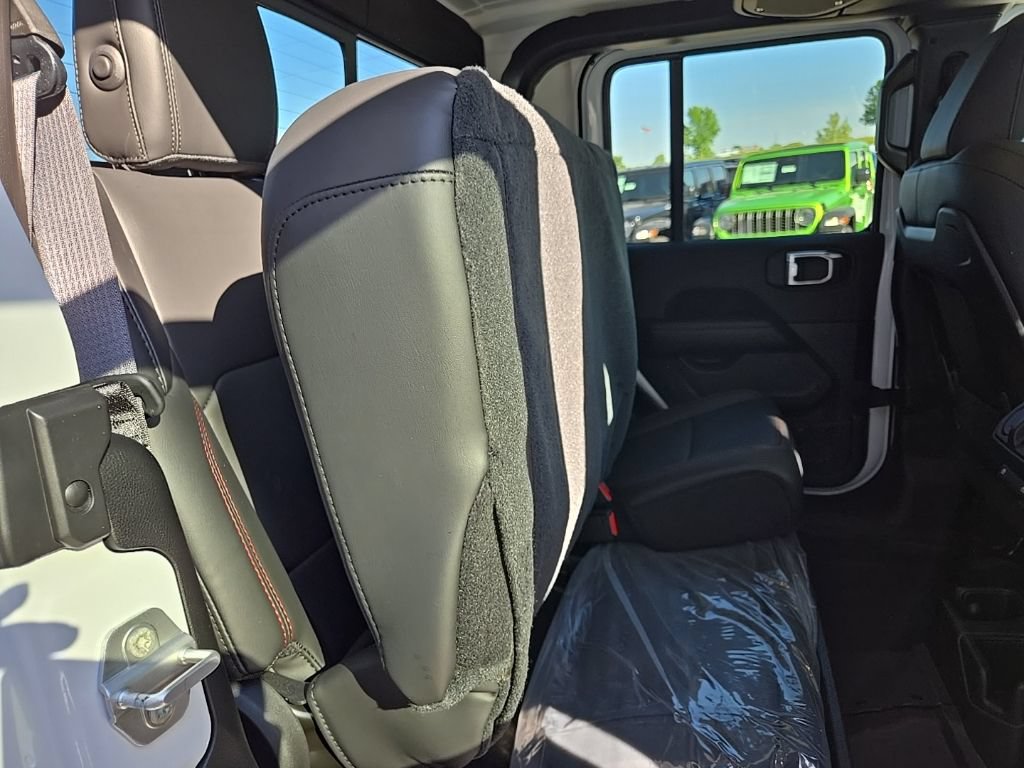 New 2026 Jeep Gladiator Mojave AWD/4WD image 91