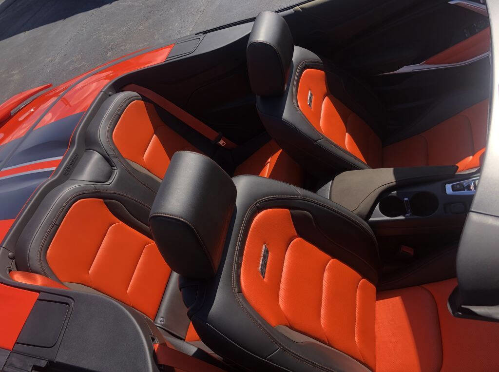 Used 2018 Chevrolet Camaro SS w/ Hot Wheels Edition image 12