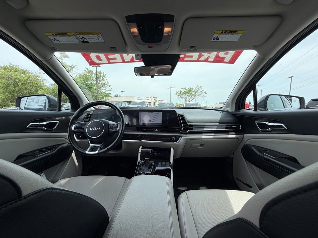 Used 2024 Kia Sportage EX FWD image 31