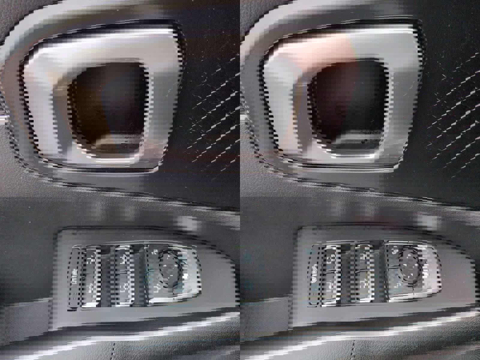 Used 2021 Kia Sorento S w/ Panoramic Sunroof Package image 15