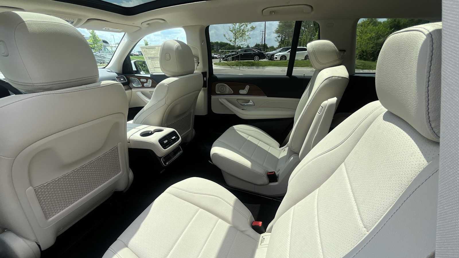 New 2026 Mercedes-Benz GLS 450 4MATIC image 14