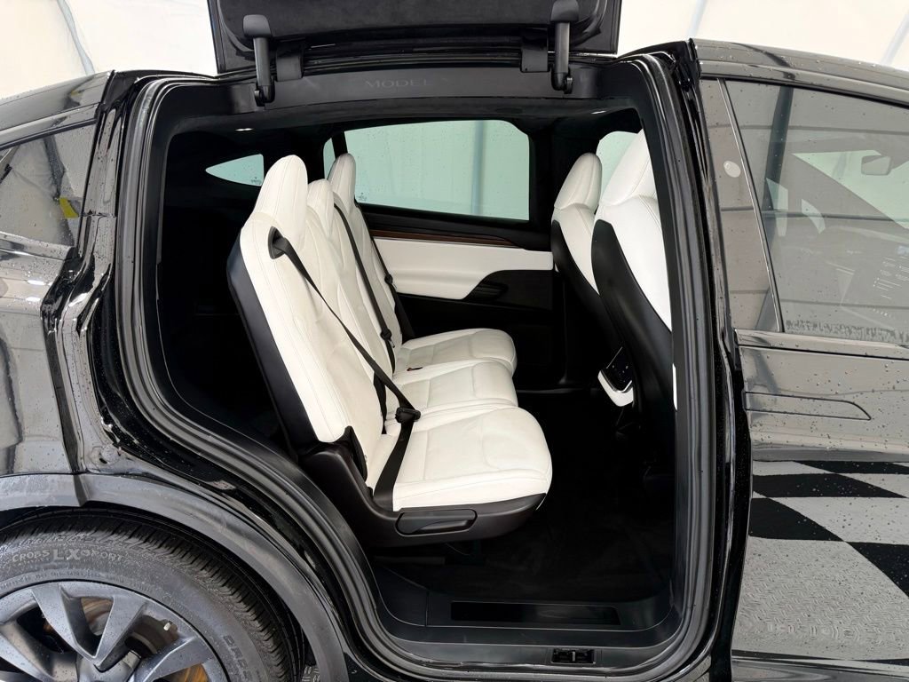 Used 2023 Tesla Model X AWD/4WD image 25