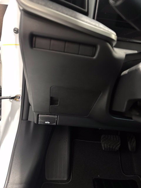 New 2027 Nissan Kicks SV w/ SV Premium Package AWD/4WD image 12