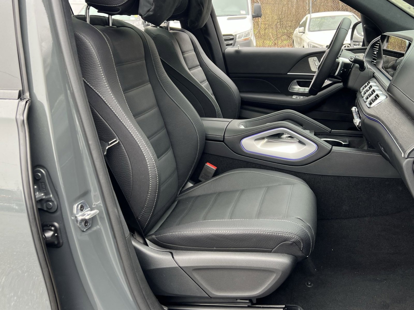 New 2026 Mercedes-Benz GLS 450 4MATIC image 27