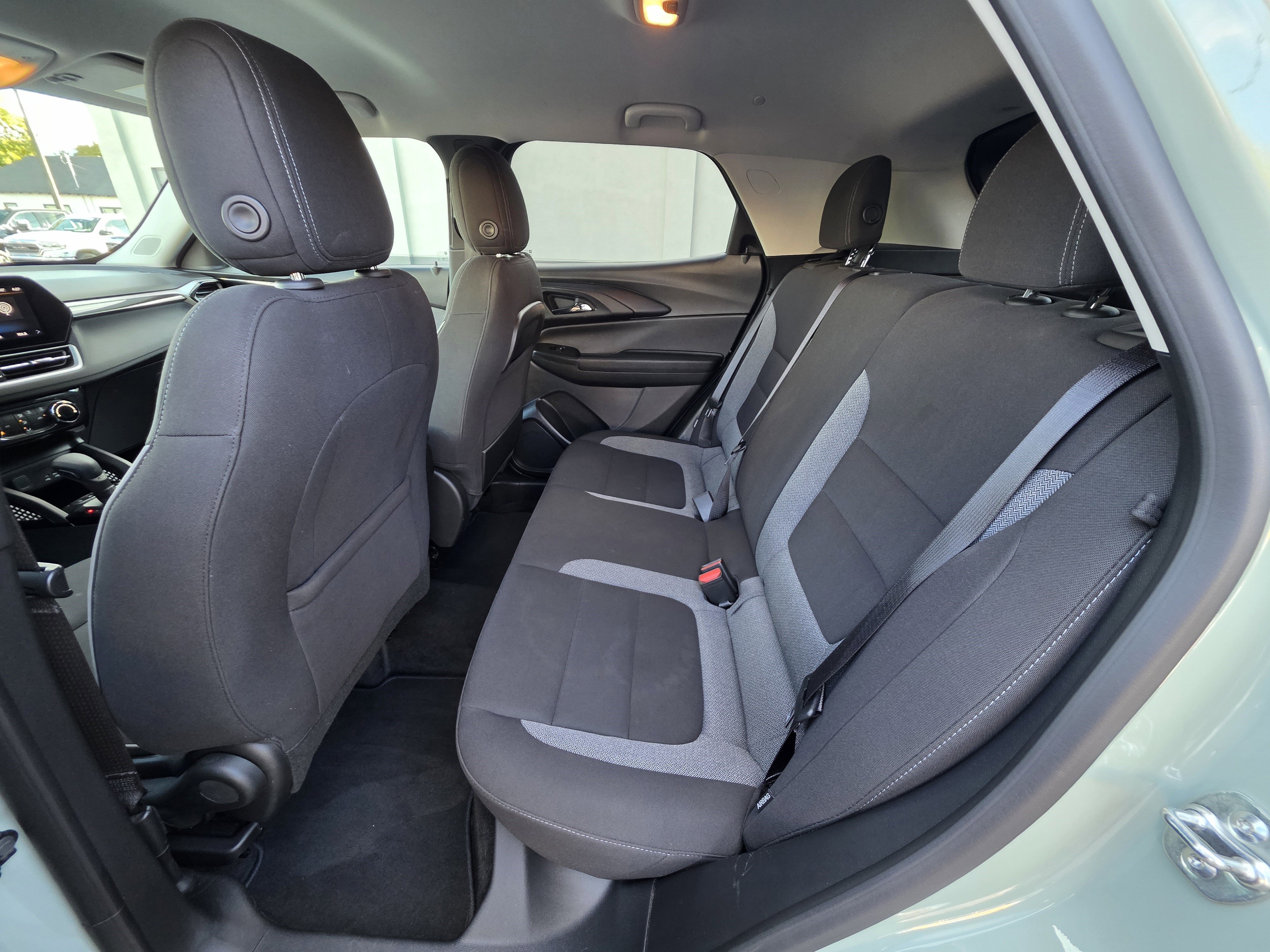 Used 2025 Chevrolet TrailBlazer LT image 21