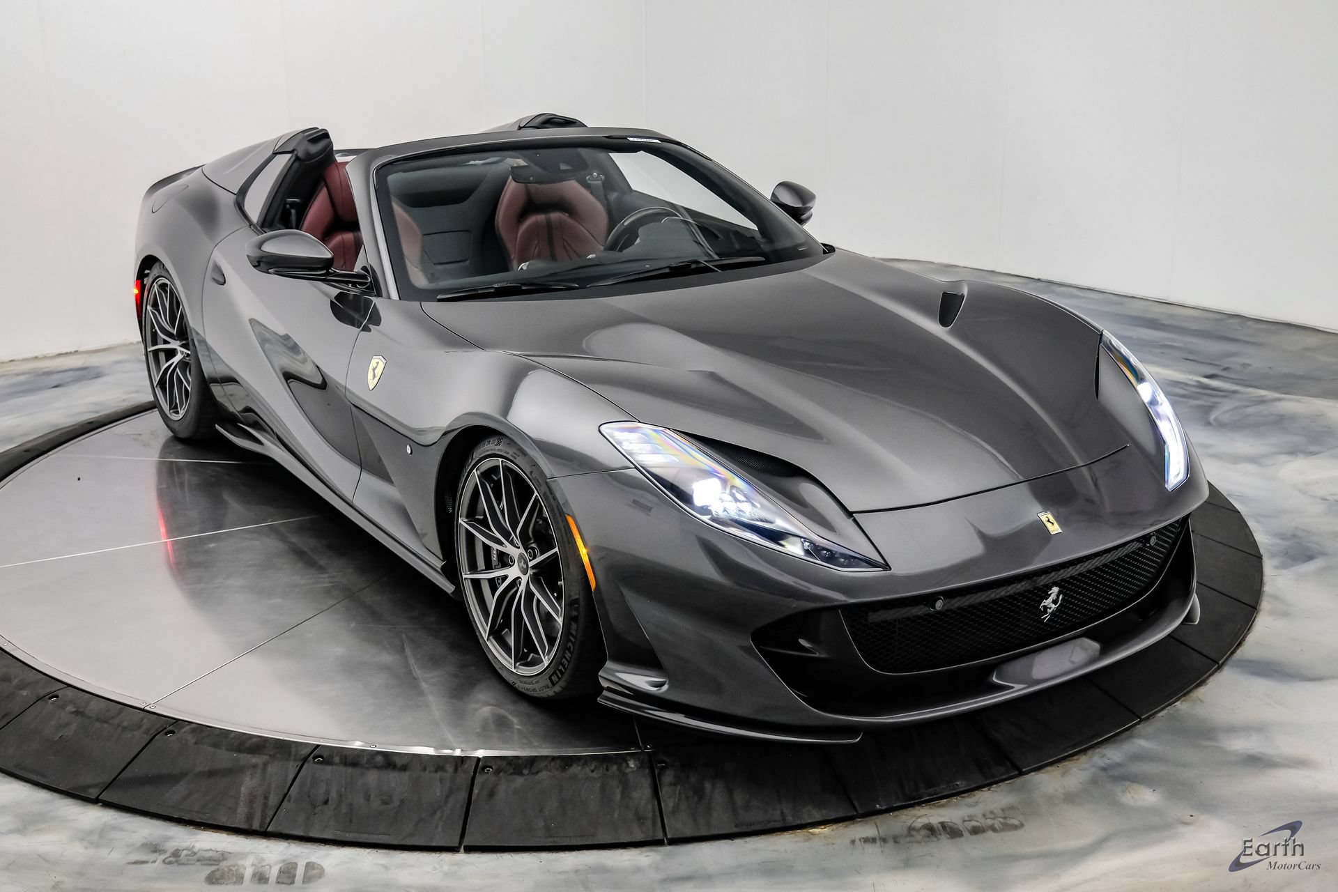 Used 2023 Ferrari 812 GTS RWD image 32