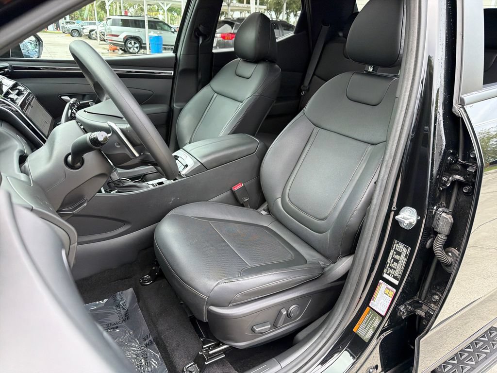 Used 2024 Hyundai Santa Cruz Night AWD/4WD image 31