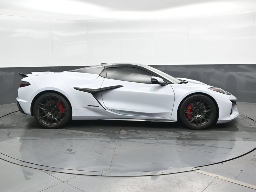 Used 2024 Chevrolet Corvette Z06 w/ Battery Protection Package RWD image 3