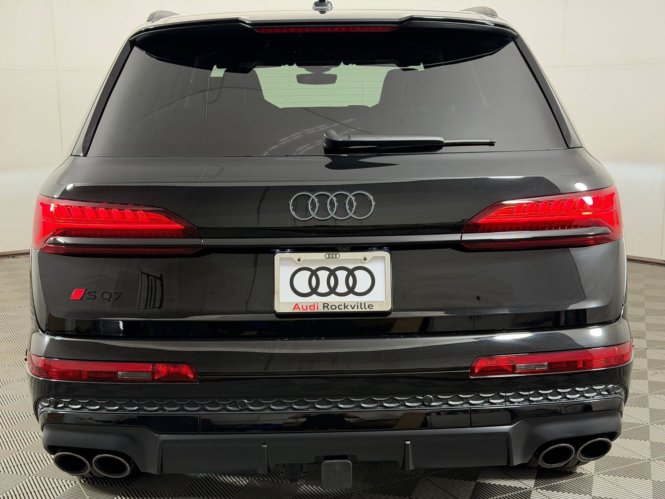 New 2026 Audi SQ7 Premium Plus AWD/4WD image 10