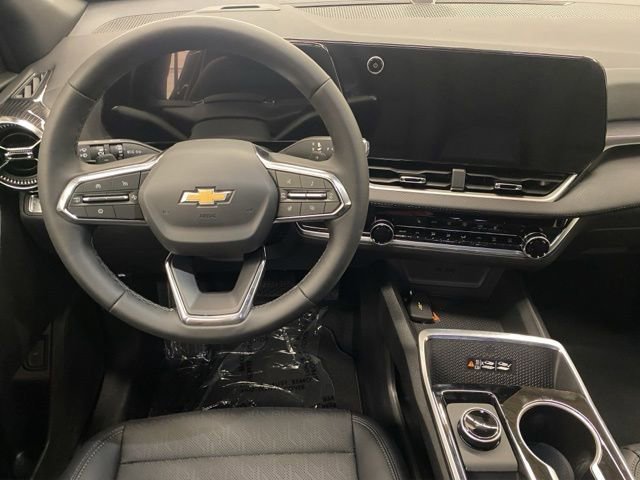 New 2026 Chevrolet Equinox LT w/ Convenience Package II AWD/4WD image 17