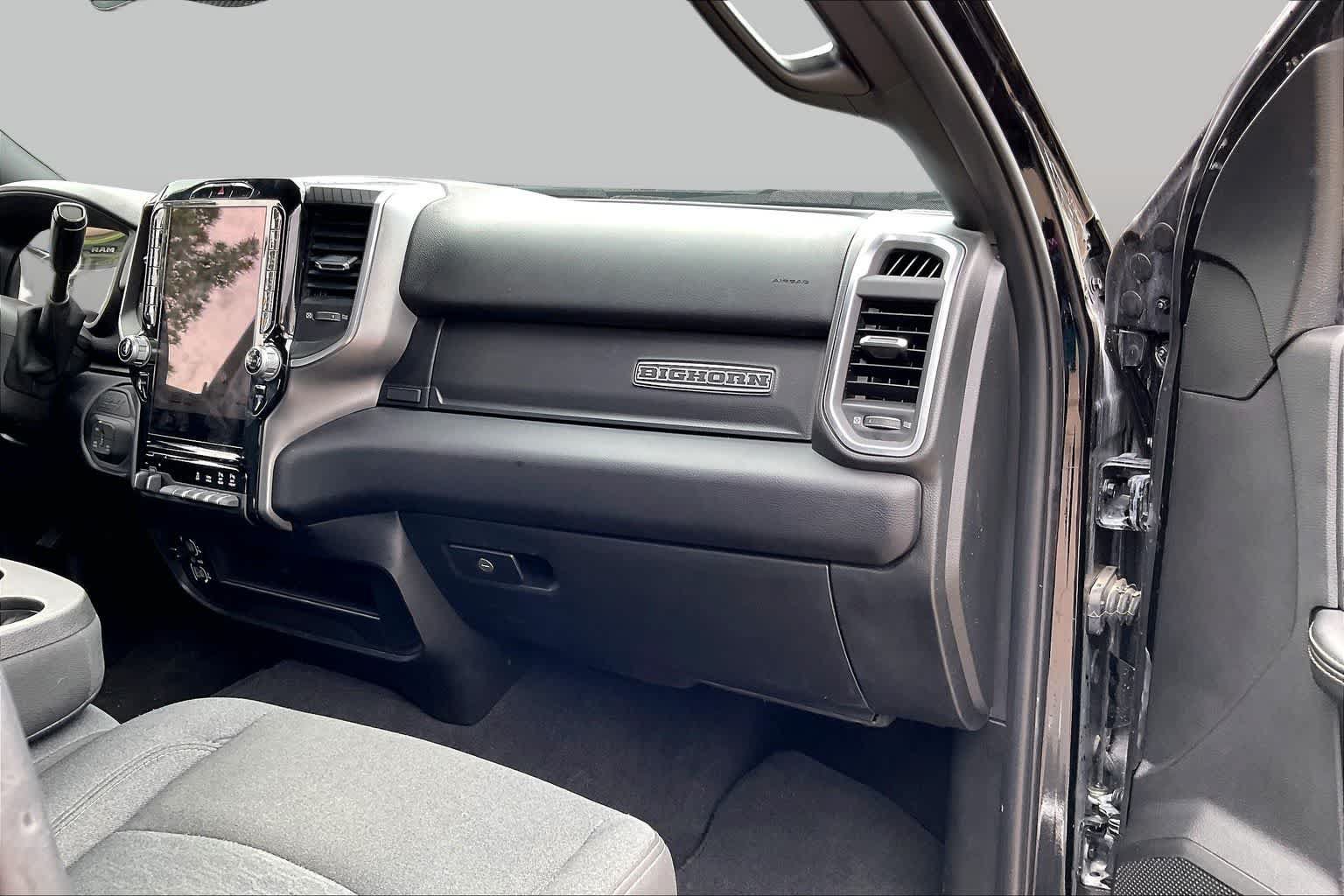 Certified 2025 RAM 2500 Big Horn AWD/4WD image 18