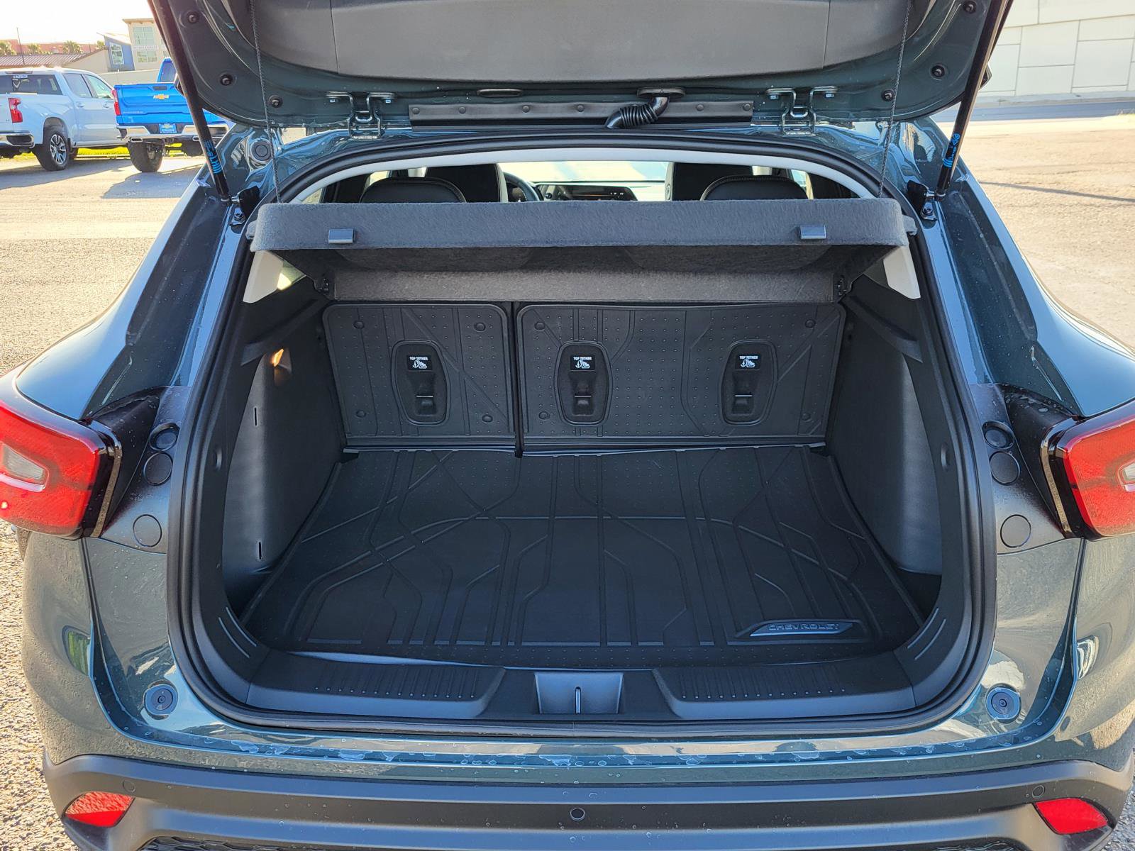 New 2026 Chevrolet Trax LT w/ Driver Confidence Package image 12