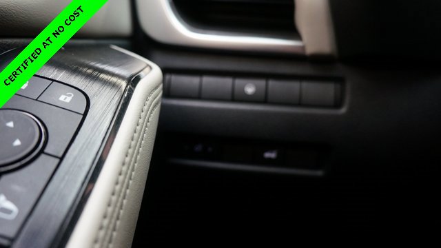 Used 2022 Nissan Rogue SV w/ SV Premium Package image 26