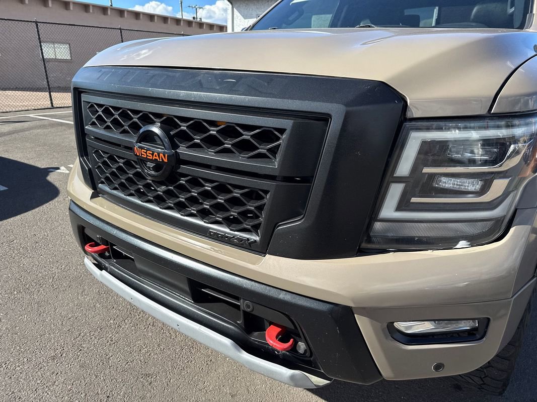 Used 2021 Nissan Titan PRO-4X w/ Pro-4x Convenience Package image 9