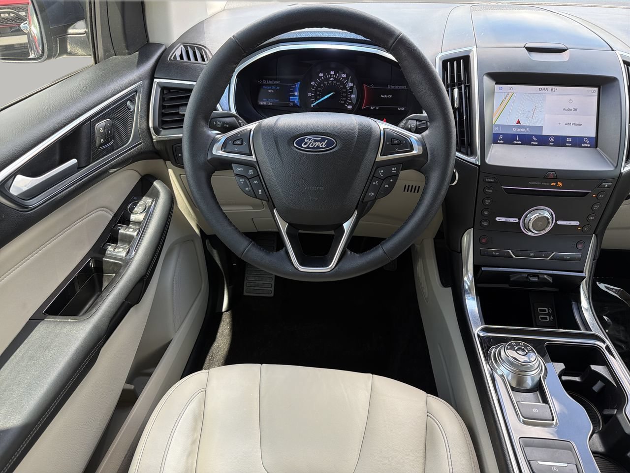 Used 2019 Ford Edge Titanium FWD image 14
