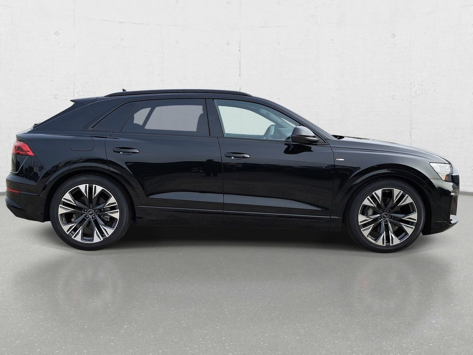 New 2026 Audi Q8 Prestige AWD/4WD image 4