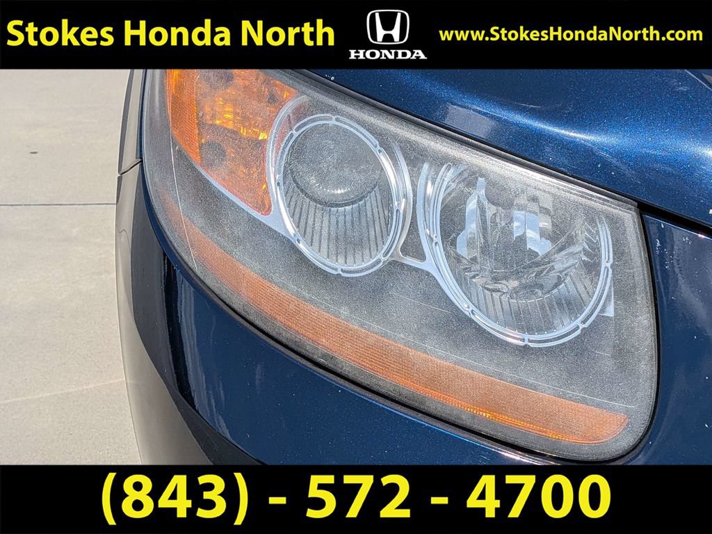 Used 2009 Hyundai Santa Fe Limited FWD image 15