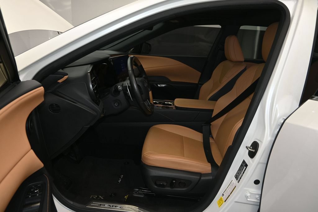 Used 2024 Lexus RX 350 Premium w/ Accessory Package (Z1) FWD image 17