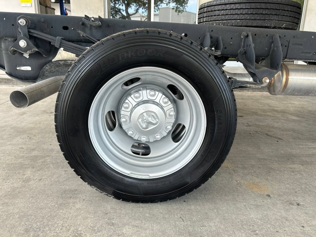 Used 2025 RAM 5500 Tradesman AWD/4WD image 16