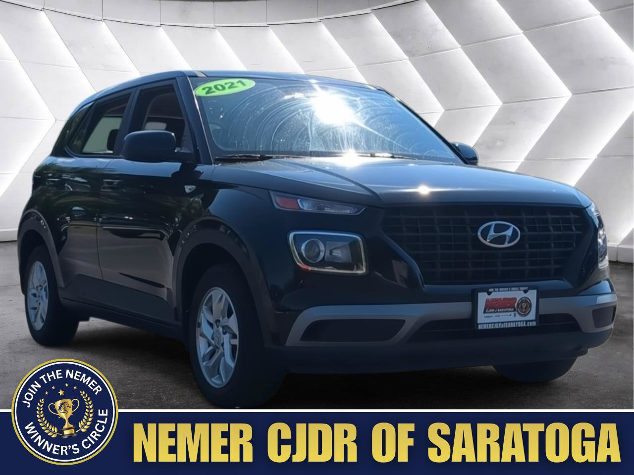 Used 2021 Hyundai Venue SE FWD image 1