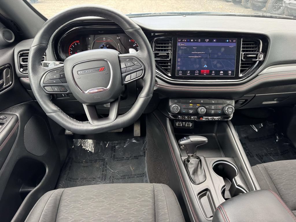 Used 2025 Dodge Durango GT AWD/4WD image 15