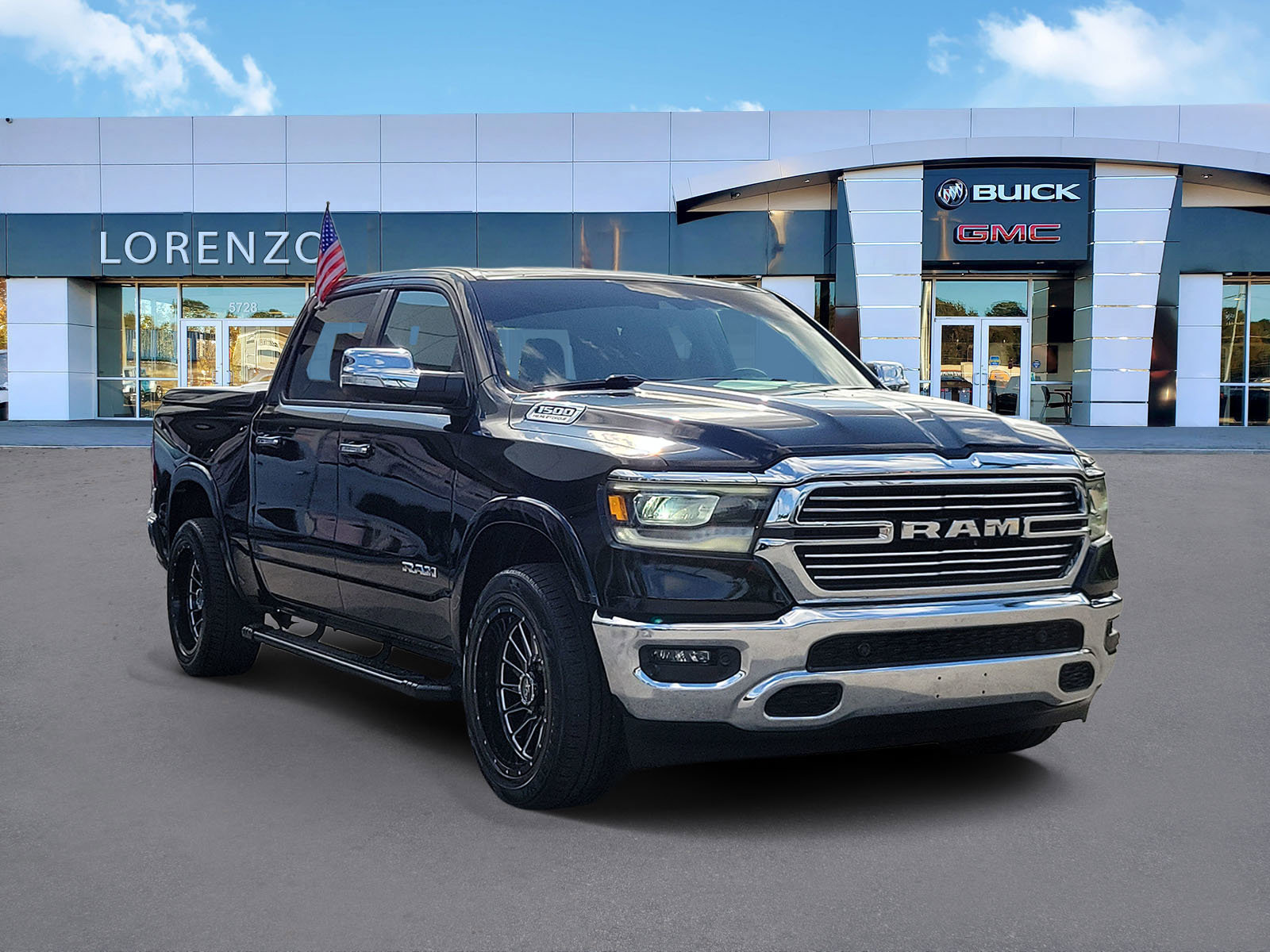 Used 2021 RAM 1500 Laramie RWD image 3