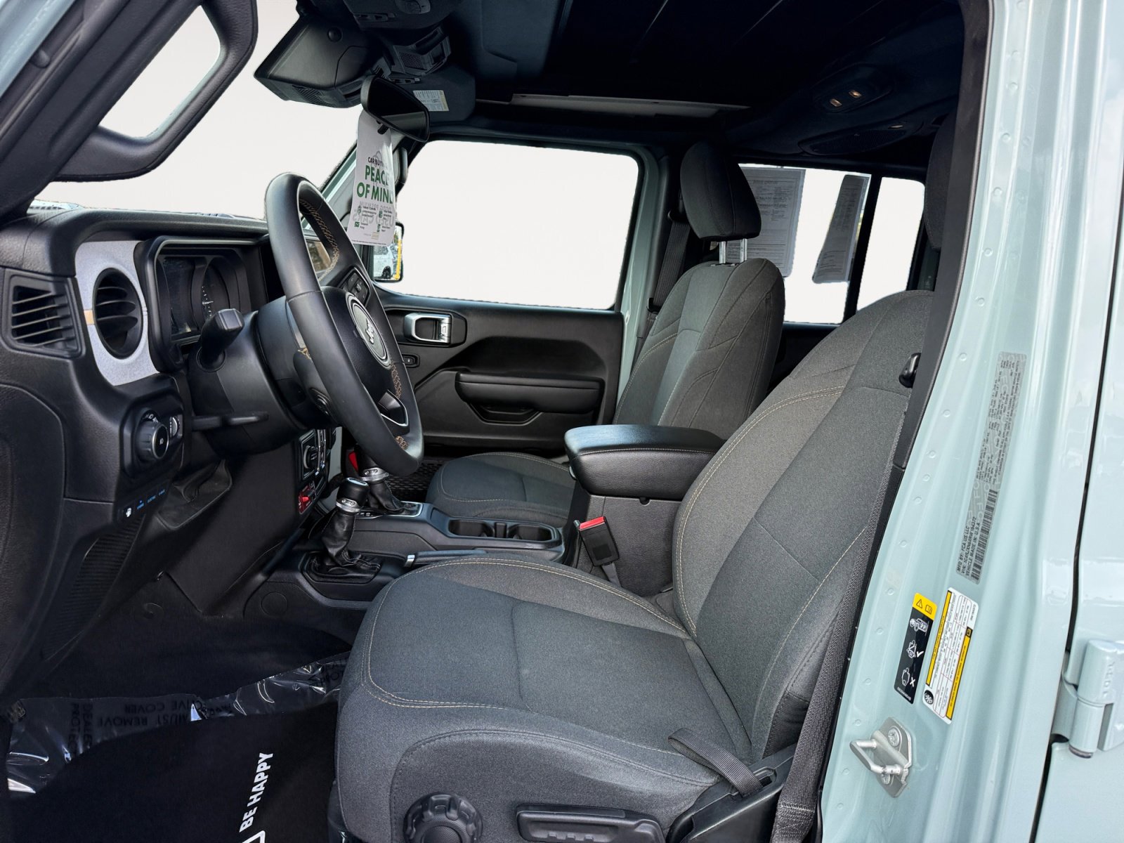 Used 2024 Jeep Wrangler Unlimited image 10