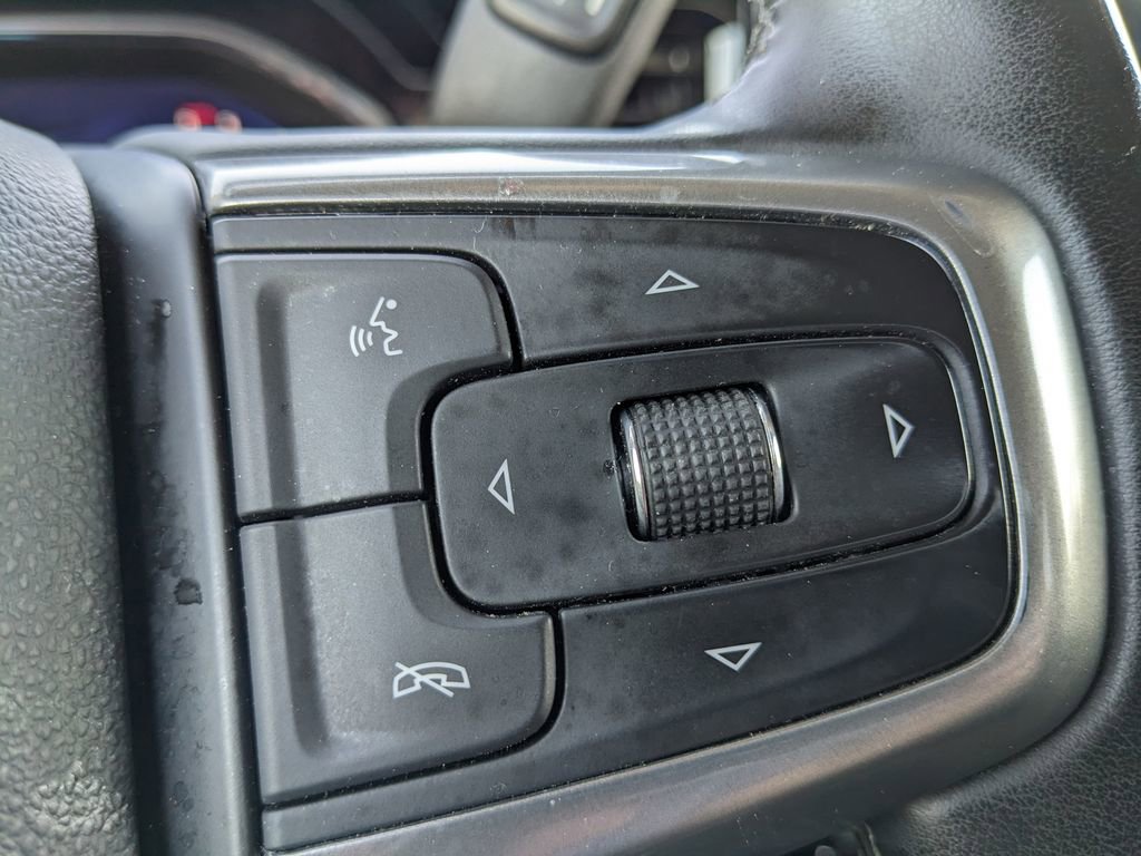 Used 2025 Chevrolet Silverado 2500 LT w/ Convenience Package image 31