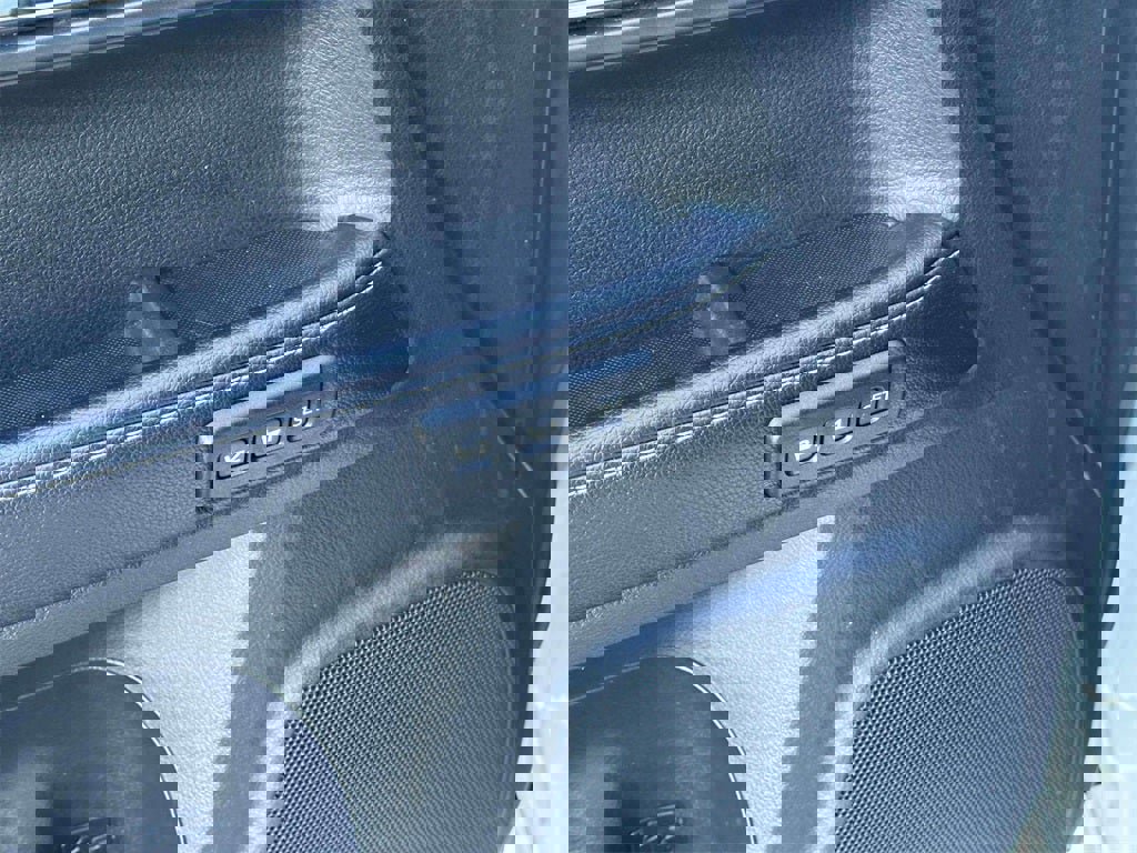 Used 2019 Toyota 4Runner SR5 image 18