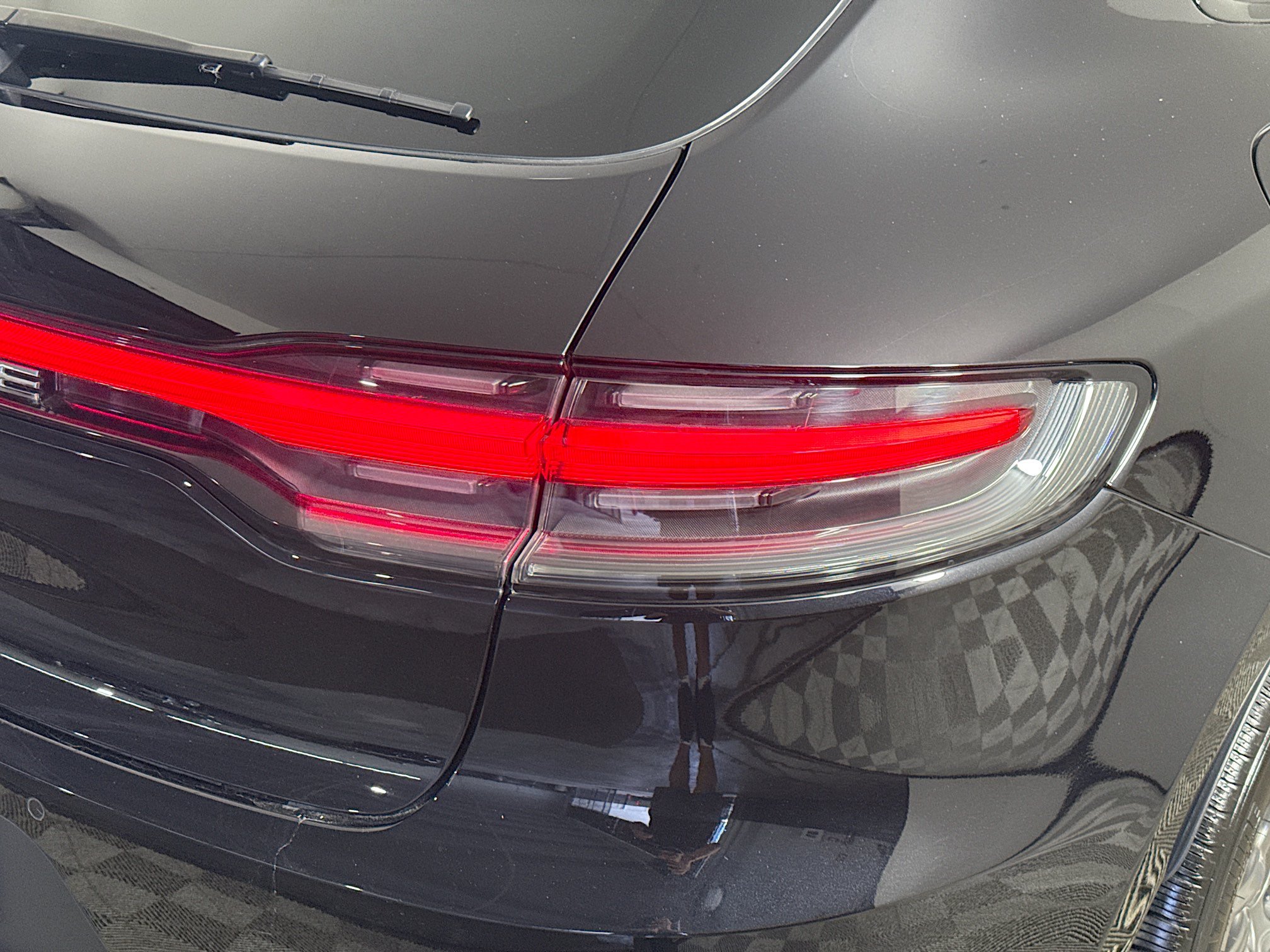Used 2021 Porsche Macan S image 33
