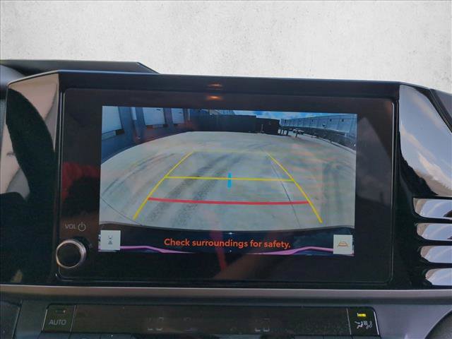 Used 2025 Toyota Camry LE FWD image 13