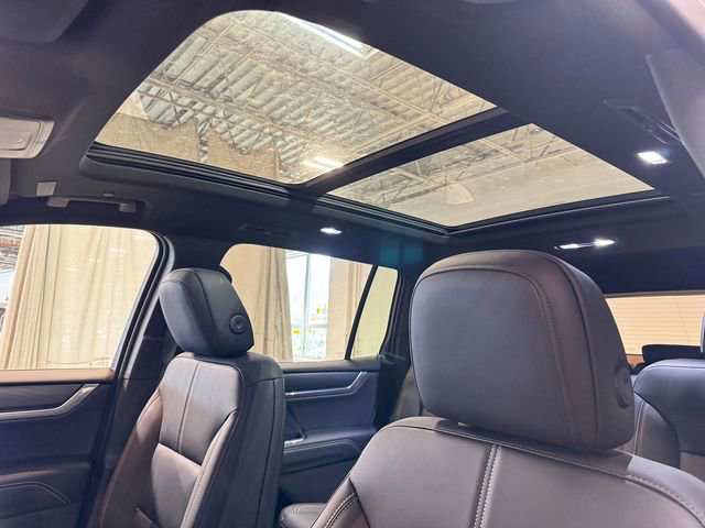 New 2025 GMC Acadia Elevation w/ Elevation Premium Package image 43