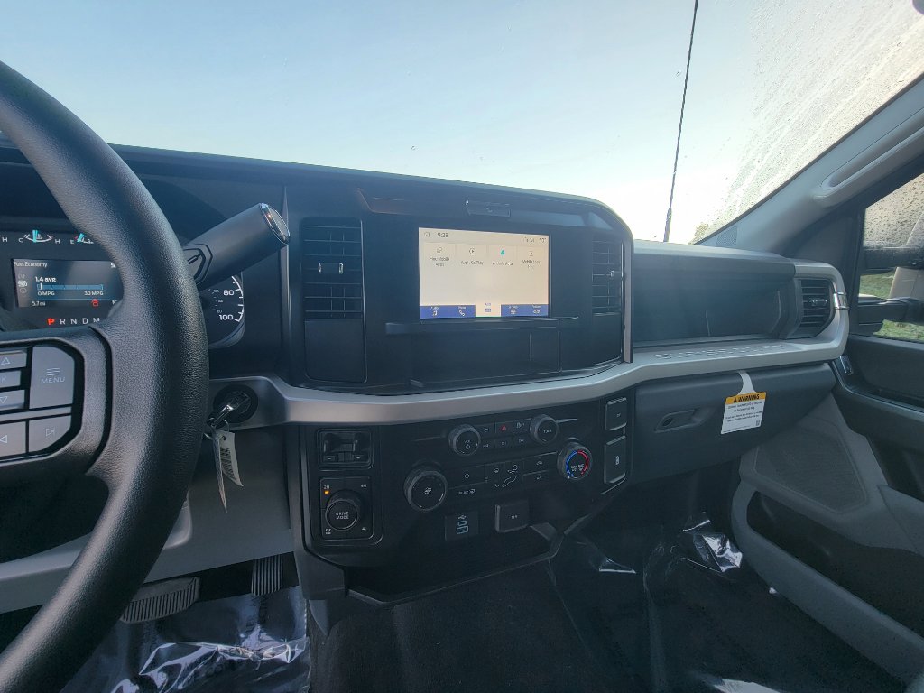 New 2026 Ford F250 XL image 19