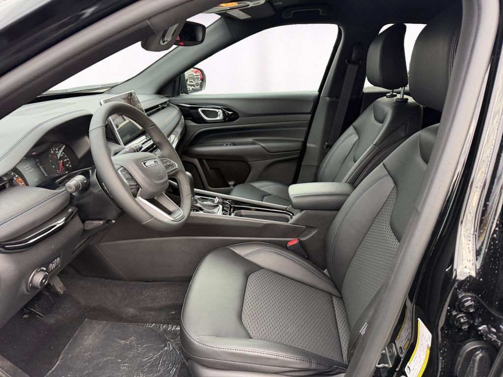 New 2026 Jeep Compass Latitude AWD/4WD image 9