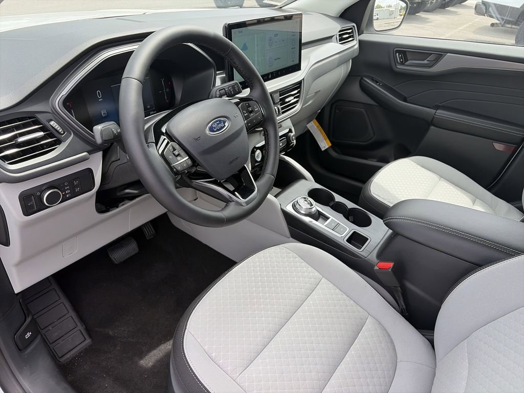 Used 2025 Ford Escape Active w/ Tech Pack #1 FWD image 11
