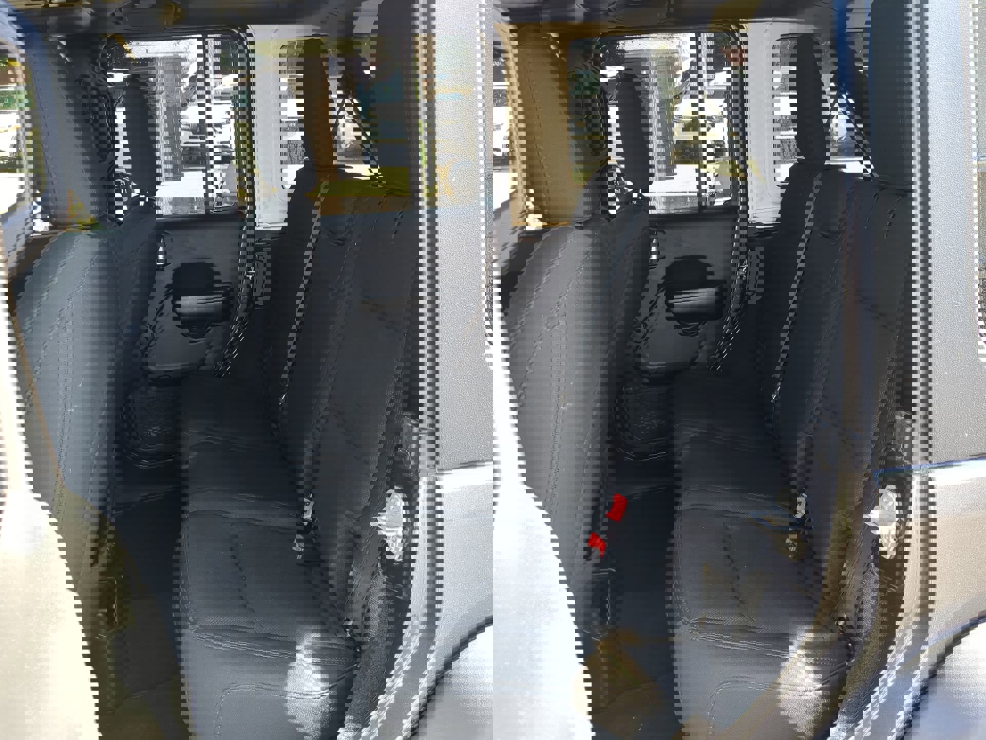 Used 2021 Jeep Wrangler Unlimited Sport image 17