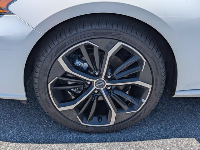 Used 2025 Nissan Altima 2.5 SR FWD image 15