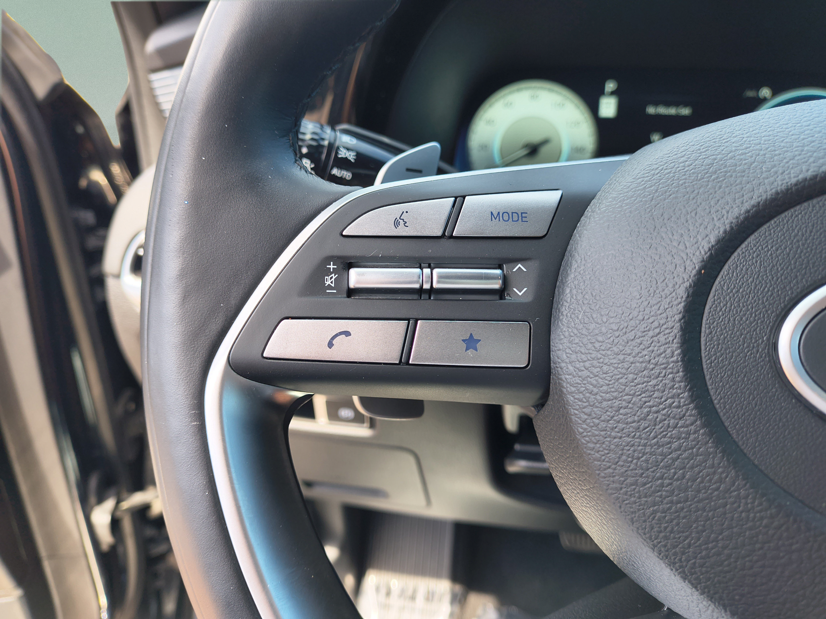 Certified 2024 Hyundai Palisade Calligraphy FWD image 28