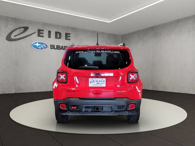 Used 2023 Jeep Renegade Trailhawk w/ Trailer Tow Group AWD/4WD image 10