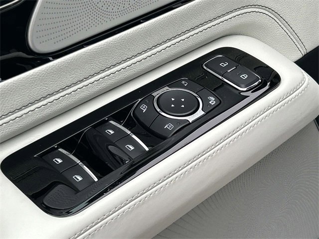 New 2026 Lincoln Aviator Black Label w/ Jet Appearance Package image 22