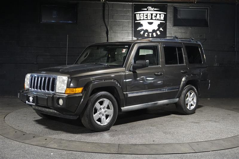Used 2006 Jeep Commander Limited image 1