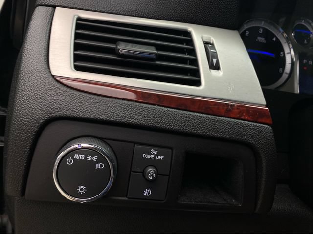 Used 2013 Cadillac Escalade AWD image 23