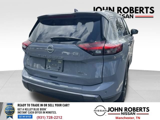 Certified 2025 Nissan Rogue SL FWD image 12